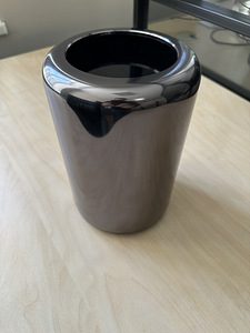 MacPro 6.1 (1 фото из 4)