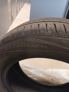 Müüa 4x Nexen suverehvid 205/55 R16 92V (1 foto / 4)
