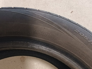 Müüa 4x Nexen suverehvid 205/55 R16 92V (4 foto / 4)
