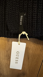 UUS! SALL GUESS 32x180cm (3 foto / 3)