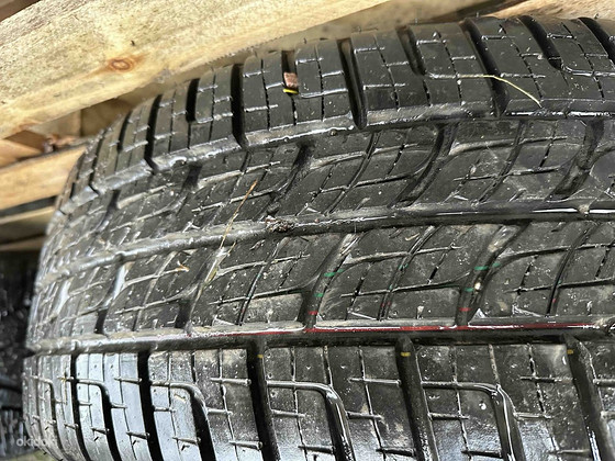Land Rover / Range Rover varuratas rehviga