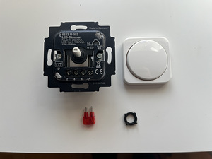 ABB/Busch-Jäger 2-100W LED pöörddimmer 6523 U-102 (1 foto / 3)