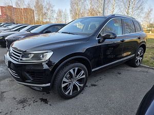 VW TOUAREG 3.0 DIESEL 193KW 2015 A. (1 foto / 11)