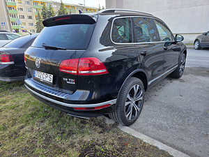 VW TOUAREG 3.0 DIESEL 193KW 2015 A. (6 foto / 11)