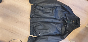Meiste joppe nahast (2 foto / 5)