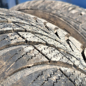 195/65R15 Good Year