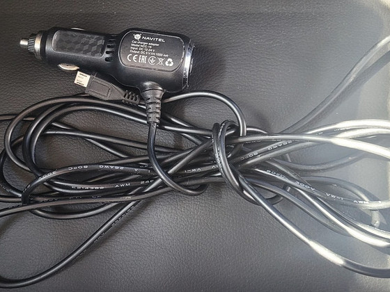 Videoregistraator: navitel r 250 dual