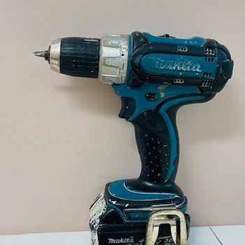 Makita BDF452 +Makita Aku 3Ah
