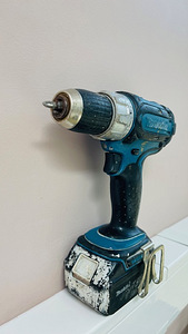 Makita BDF452 +Makita Аккумулятор 3Ah (2 фото из 4)