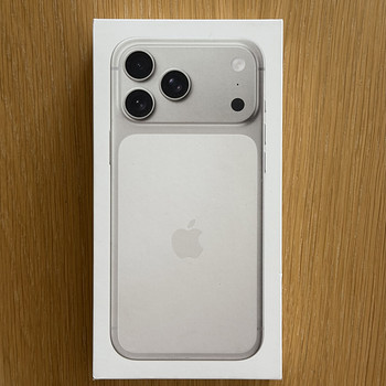 Apple iPhone 17 Pro Max 256GB Silver новый. Гарантия до 07.2
