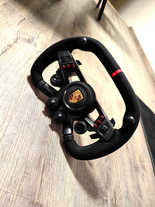 Fanatec rool (1 фото из 2)