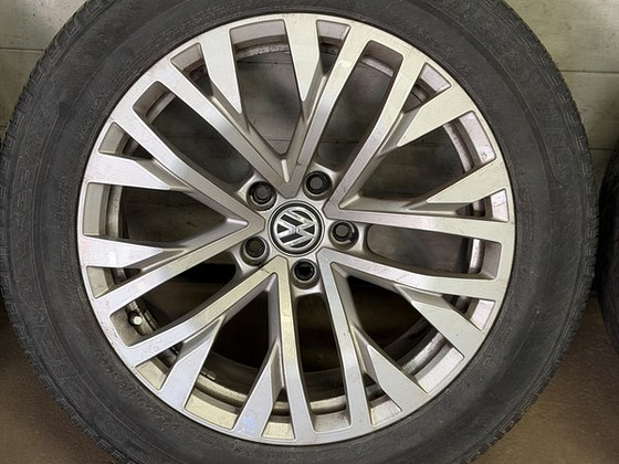 Volkswagen 5.112 R18
