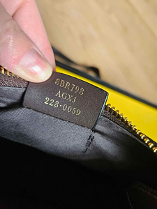Fendi сумка,как новая (5 фото из 7)
