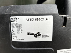 Nilfisk ALTO ATTIX 560-21 XC Профессиональный пылесос для влажной и сухой уборки (2 фото из 5)