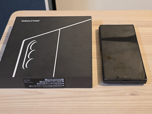 Samsung fold 7 512 gb (6 foto / 6)