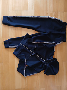 Dressikomplekt GUESS (1 foto / 4)