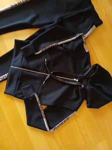 Dressikomplekt GUESS (2 foto / 4)