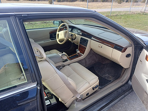 Продается Cadillac Eldorado 4,6л 1996г. (8 фото из 13)