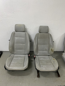 Сиденья купе BMW e36 (1 фото из 3)