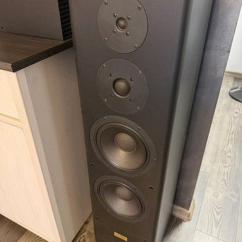 2 x Audes AC190-033-6P kõlarid