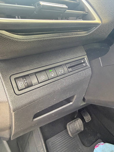 Peugeot 3008 (6 фото из 11)