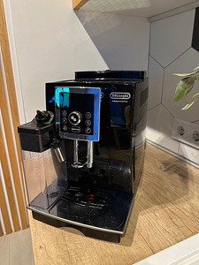 DeLonghi Cappuccino ECAM 23.460.B (1 foto / 1)