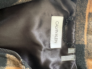 Женская весенне-осенняя куртка Calvin Klein (3 фото из 5)