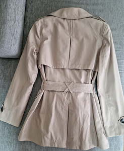 Naiste kerge mantel, suurus S/M (2 foto / 2)