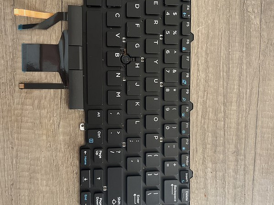 Dell sülearvuti klaviatuur