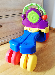 Игрушечная машина / ходунки (3 фото из 6)