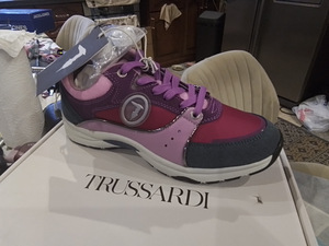 Trussardi кроссовки (1 фото из 3)