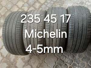 235 45 17 (1 foto / 3)