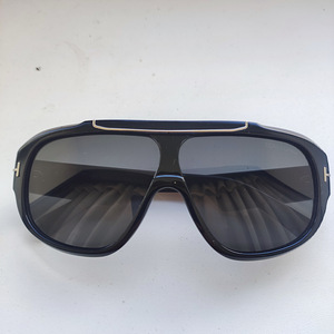 Очки TOM FORD (4 фото из 4)