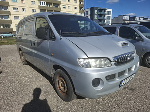 Hyundai H1 (1 foto / 12)