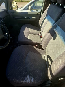 Hyundai H1 (7 foto / 12)