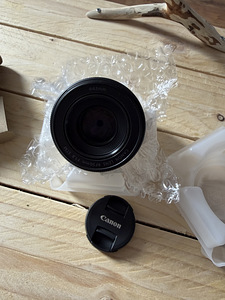 Canon RF 50mm f/1.8 STM (1 foto / 4)