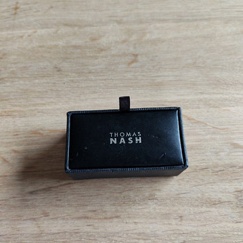 Meeste mansetinööbid