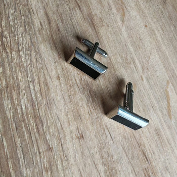 Meeste mansetinööbid