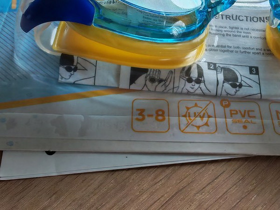 Laste ujumisprillid