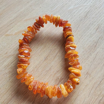 Merevaigust käevõru