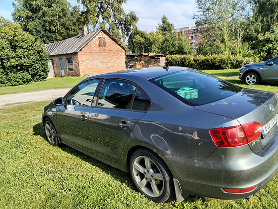 Müüa Volkswagen Jetta 2011