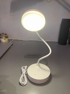 Kvaliteetsed LED laualambid (1 foto / 4)