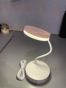 Kvaliteetsed LED laualambid (2 foto / 4)