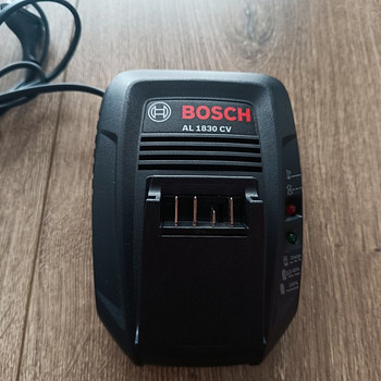 Зарядное устройство Bosch AL 1830 CV