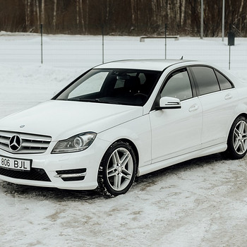 Mercedes Benz C180