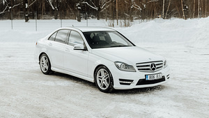 Mercedes Benz C180 (5 фото из 14)