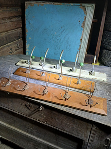 Вешалки.riidepuud. (3 фото из 3)