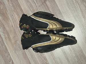 Бутсы PUMA (1 фото из 4)