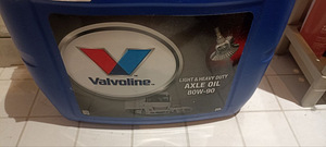 Масло Valvoline Light & Heavy Duty Axle Oil 80W-90 20л. (2 фото из 2)