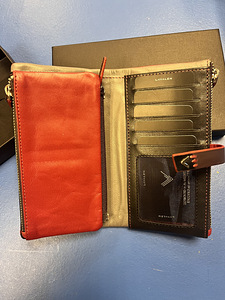 Naiste nahast rahakott (RFID-kaitsega) (4 foto / 7)